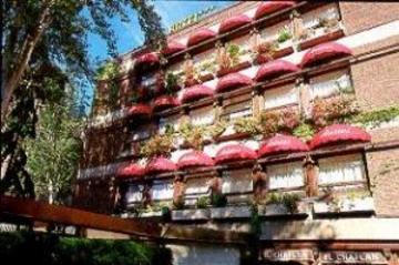 La Posada De El Chafl N Madrid Exterior photo